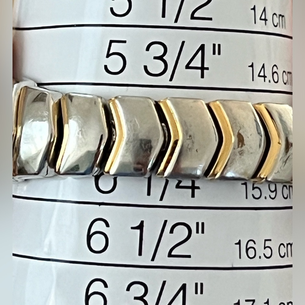 Seiko Rare Vintage Ladies Watch Curved Crystal White Dial Two-Tone Bracelet - Picture 15 of 15